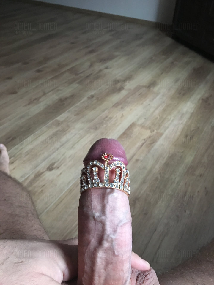 King 🤴 😁 - Omen_Nomen