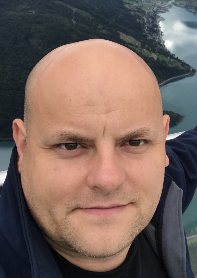 187093BD-5762-4A40-915A-5A5EC5DF0916.jpeg - prezes035