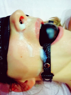 spuścik na twarz :))