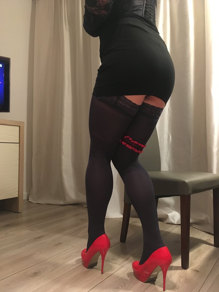 8B1F940E-E01E-4545-809C-6C8150E50777.jpeg - modellytv