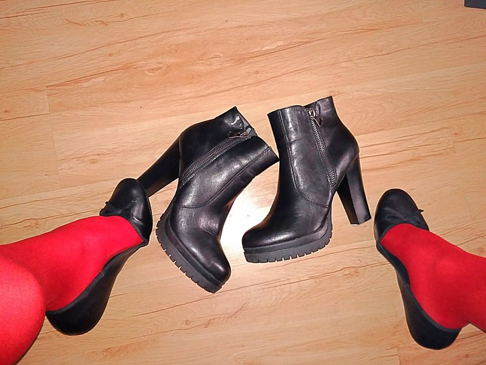 1547808856937_adobe.jpg - JulciaTv