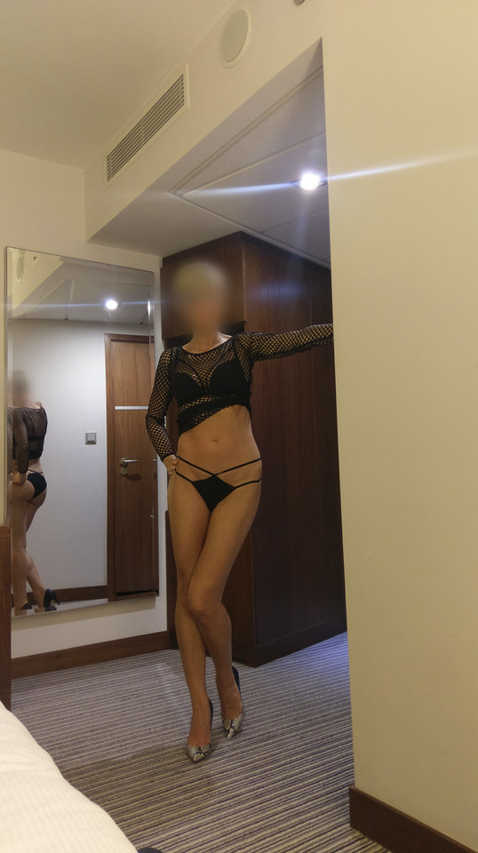 IMAG7759.jpg - Wine_and_Whisky