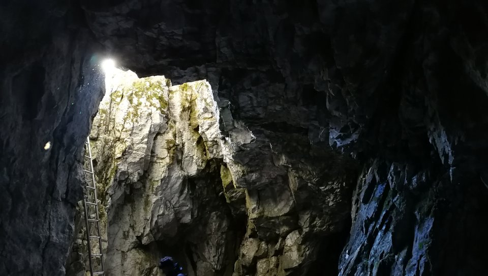 Jaskinia Raptawicka.jpg - MaciekBoribos