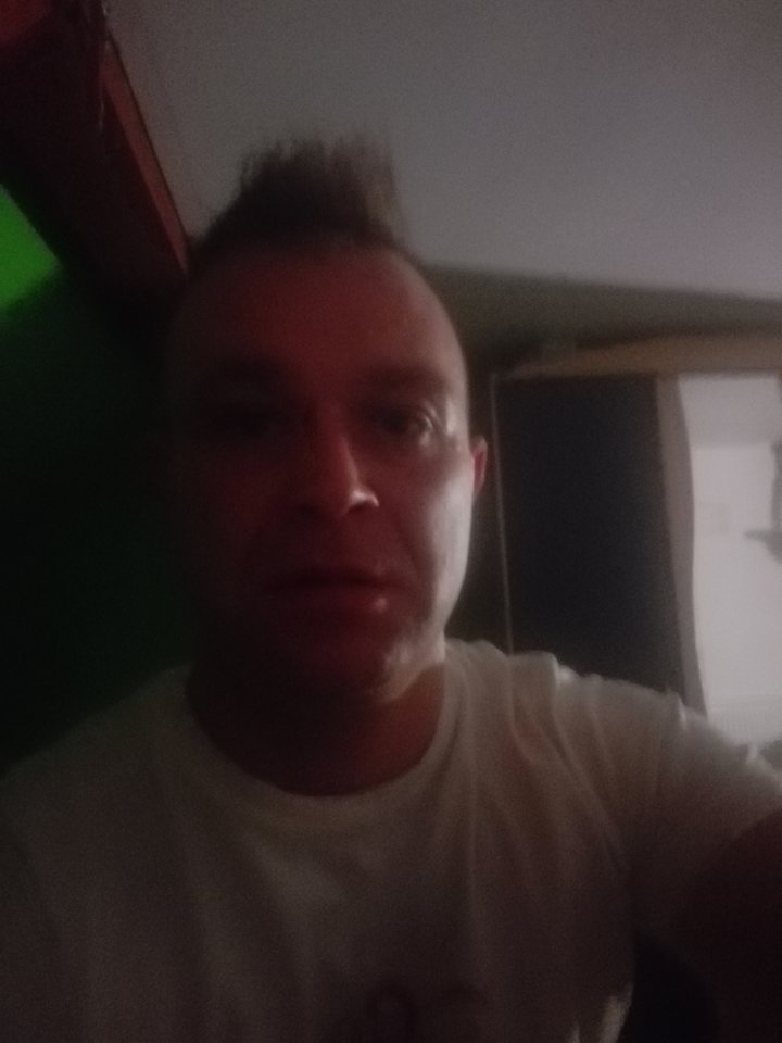 1550432055805-47457959.jpg - Albertz86