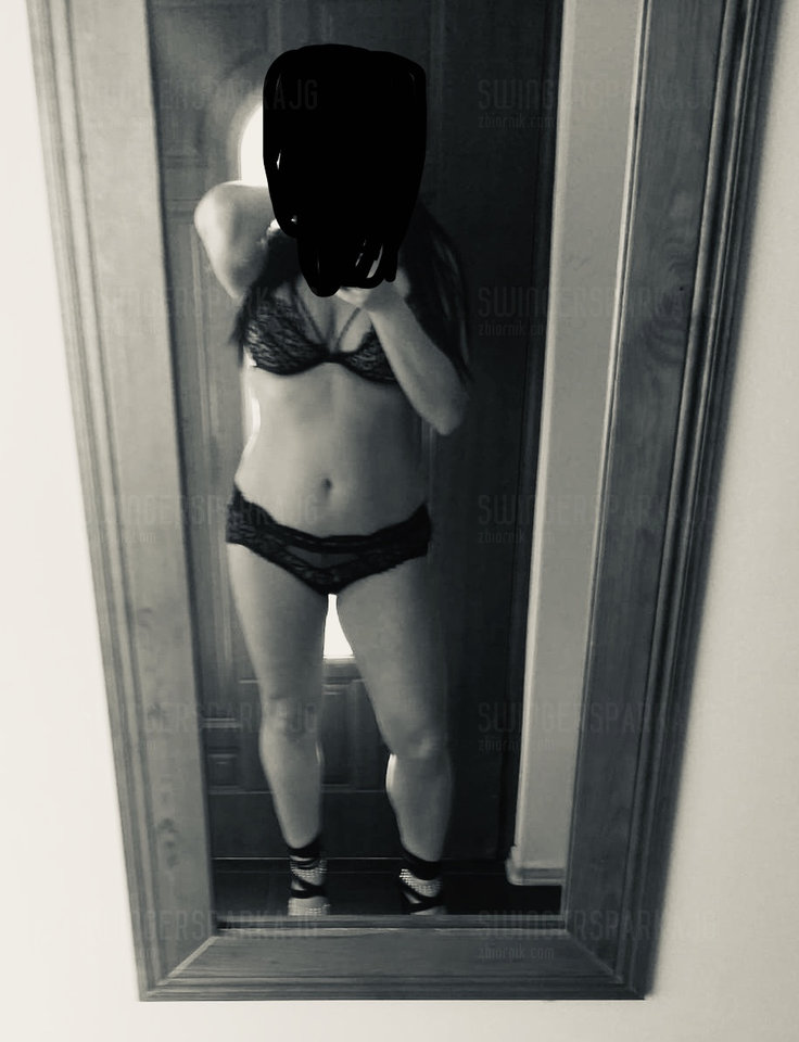 9E3CED23-5BB1-46E7-9C6C-722B76EB8682.jpeg - swingersparkajg