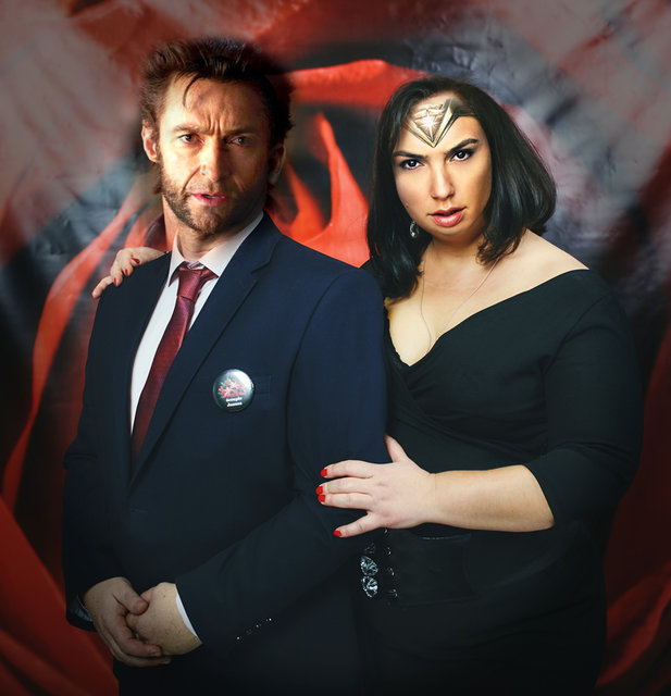 W_Women_Logan.jpg - 4couple