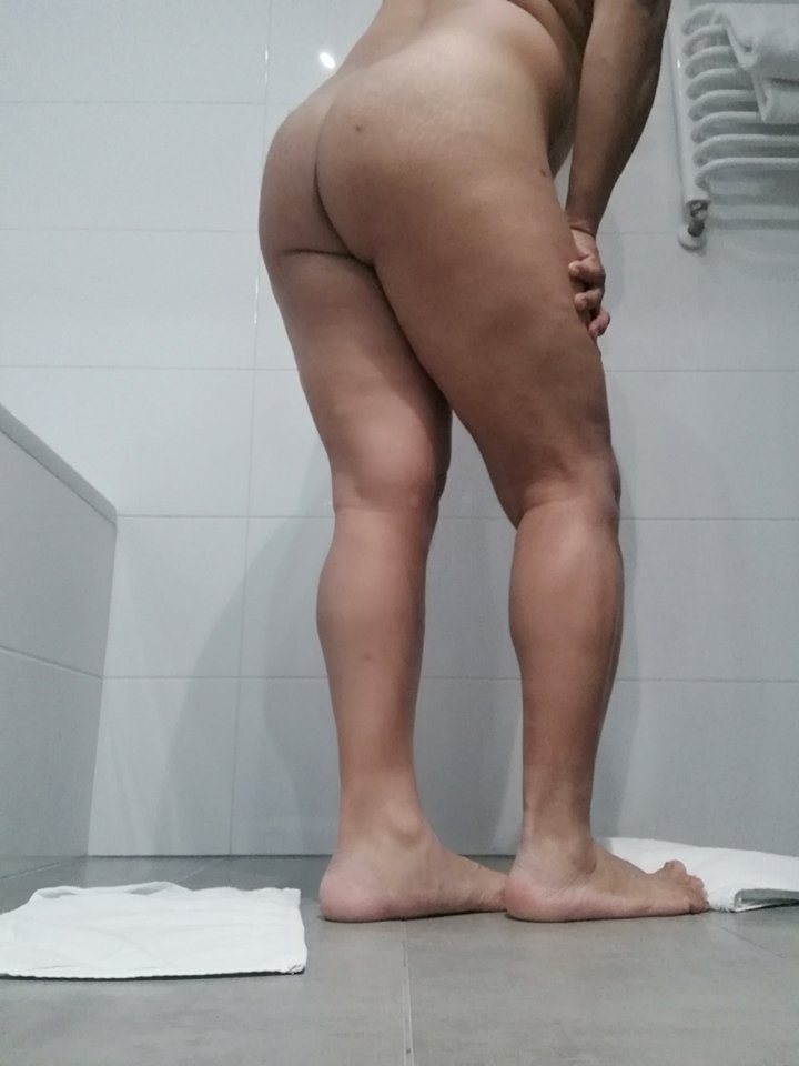 IMG_20190326_182556.jpg - lickemydick