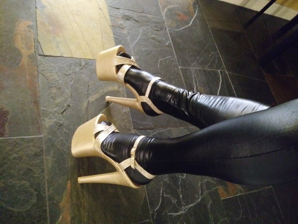 2019-03-26 19.58.24.jpg - MartinkaCross