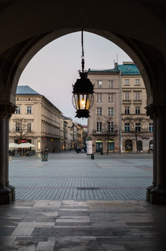 Z Sukiennic w Szewską