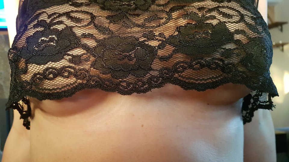 Jeszcze na uwięzi ... - Erolinks