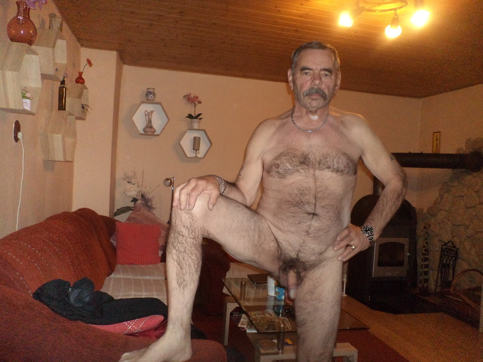 DSC07858.JPG - mustas