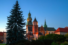 Wawel wieczorową porą