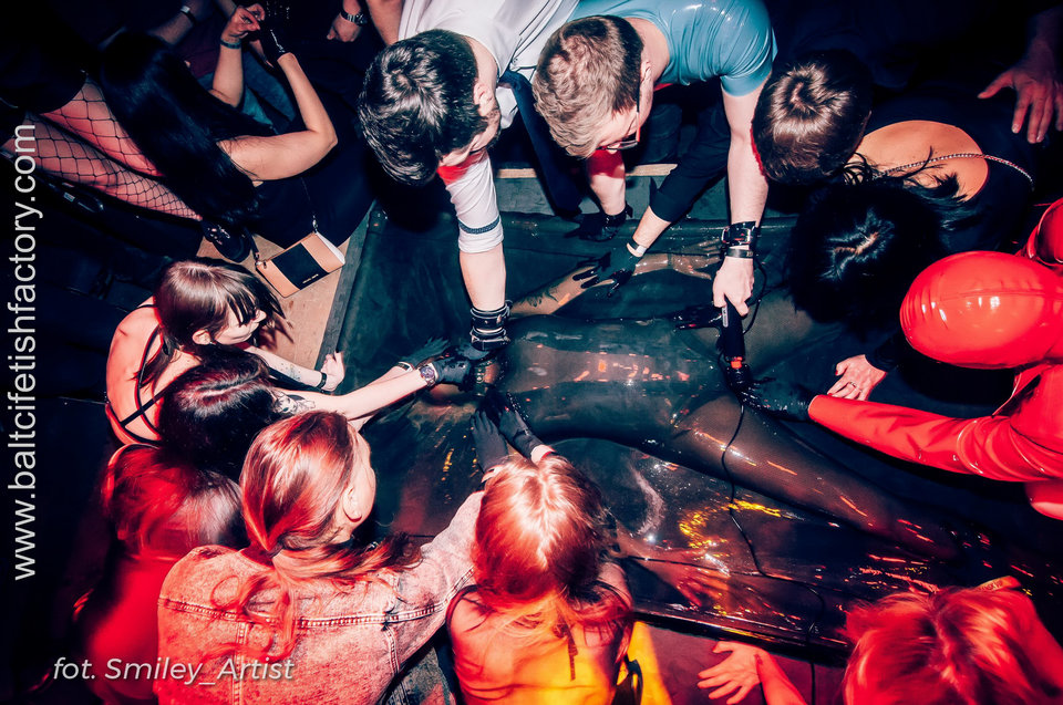 Vacbed community - BalticFetishFactory