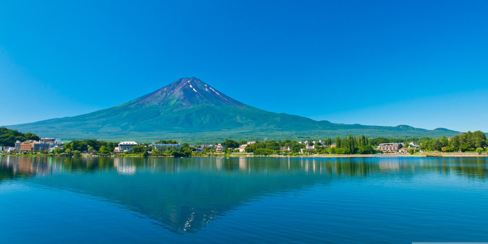 japonia_wulkan_fuji_jezioro_panorama-1240-995x498.jpg - frywolnaparkapn
