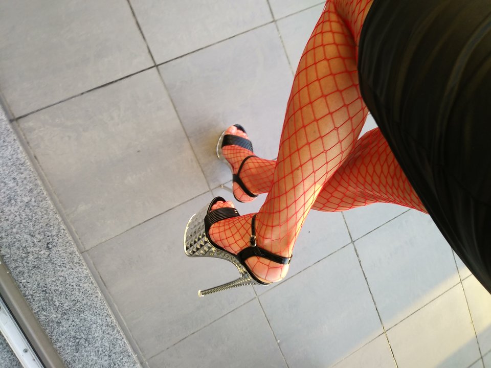 2019-05-03 19.45.26.jpg - MartinkaCross