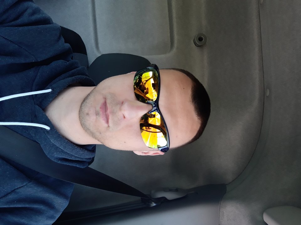 20190419_131437.jpg - Chetnybzykacz