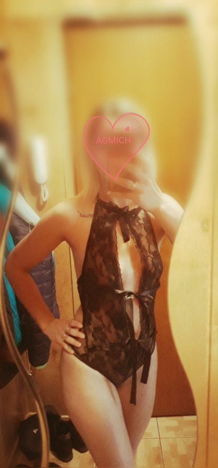 Oczekując na meża... - agmich