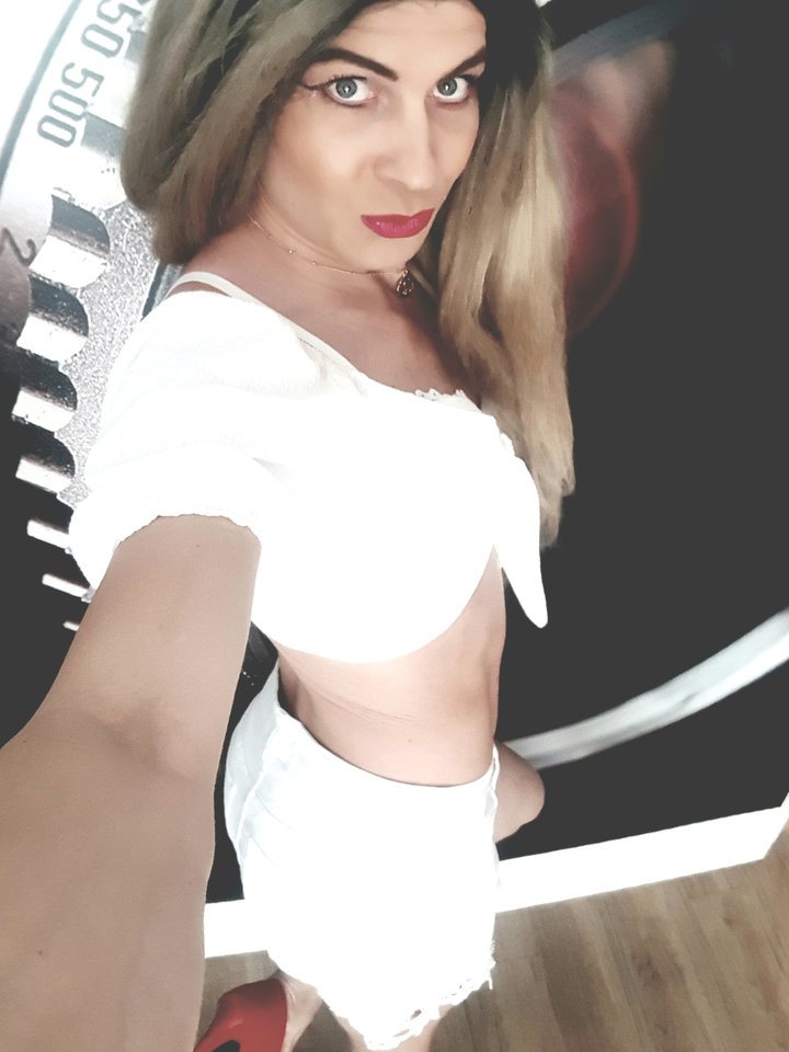 20190525_140226.jpg - Elizalady26