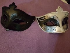 Która z pań przymierzy.....