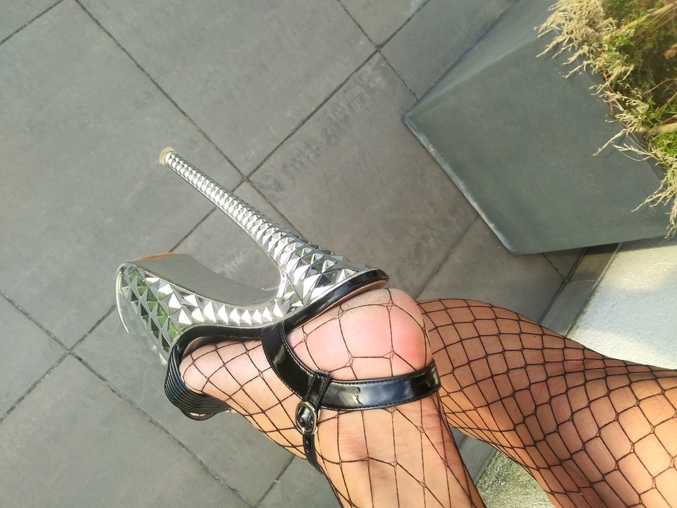 2019-06-09 19.53.29.jpg - MartinkaCross