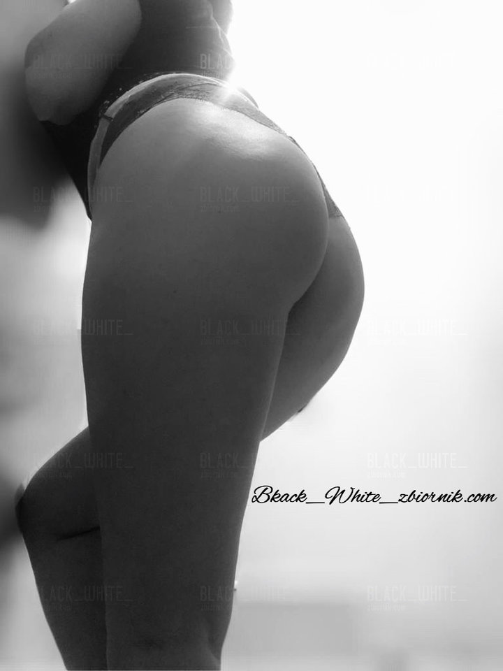 93CEA5A0-6C85-4567-8D60-59D7E1D46E6F.jpeg - Black_White_