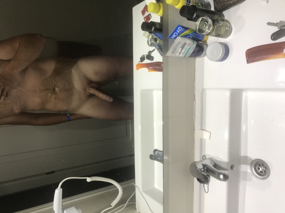 56DE60B3-FC69-42DA-9DC1-9D885B1EF621.jpeg - Hefromhere