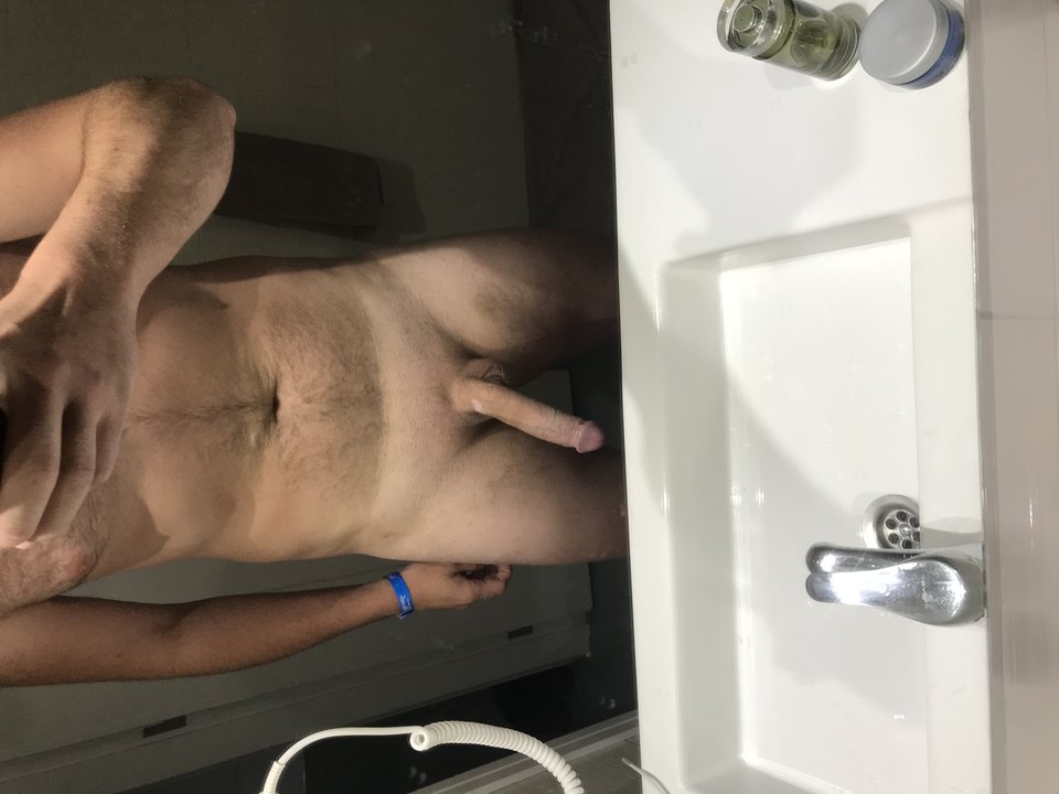 21901976-0B1B-4826-B59E-F7C5CA16228E.jpeg - Hefromhere