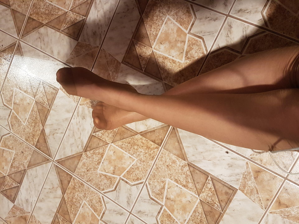 20190527_235722.jpg - FeetFootTeen