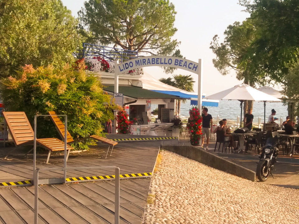 Bardolino - Invisible_