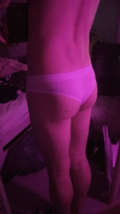 białe stringi sportowe decathlon