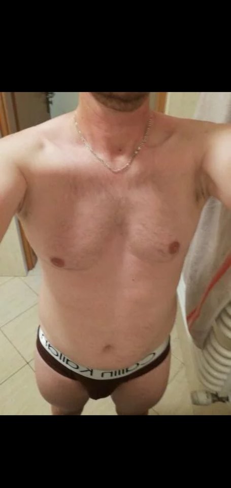 Screenshot_20190629_084456_com.grindrapp.android.jpg - supawel