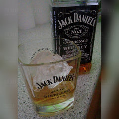 ....Jack..👌zawsze wysłucha,zawsze rozumie kobietę