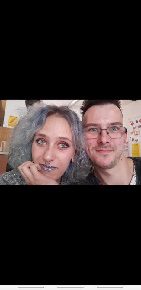 Screenshot_20190712-012304_Messenger.jpg - Xperiaxa1