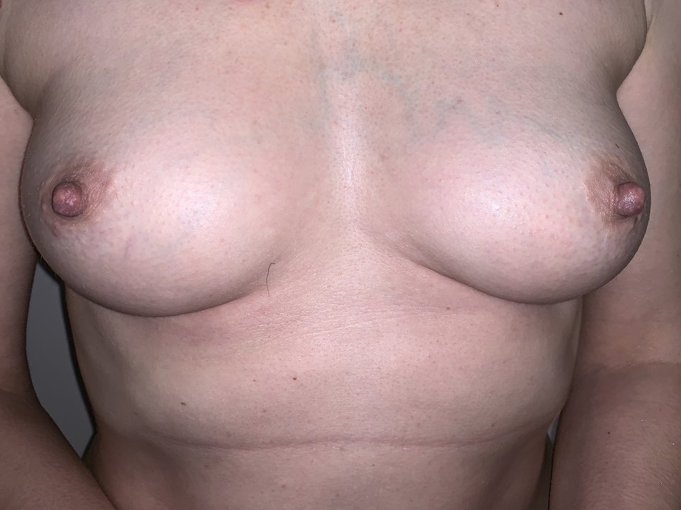 DAD68E91-2F3F-42B7-BA55-12AD2256A959.jpeg - Dianna