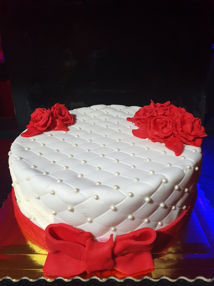 Tort dla LuckyOnes - LavaClub