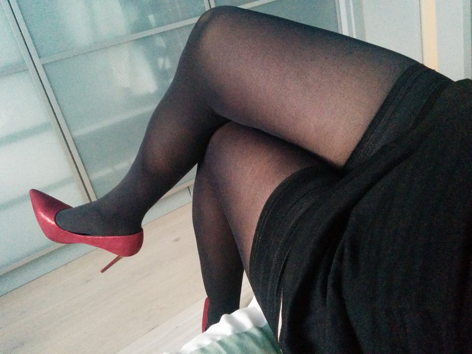 redheels_sit.jpg - malyjag