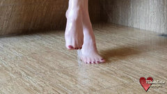 Nylon Water Feet Session.mp4_snapshot_03.45_[2019.08.08_17.55.39