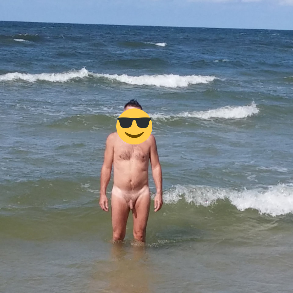 Plaża naturystów w Dębkach. - Eksi