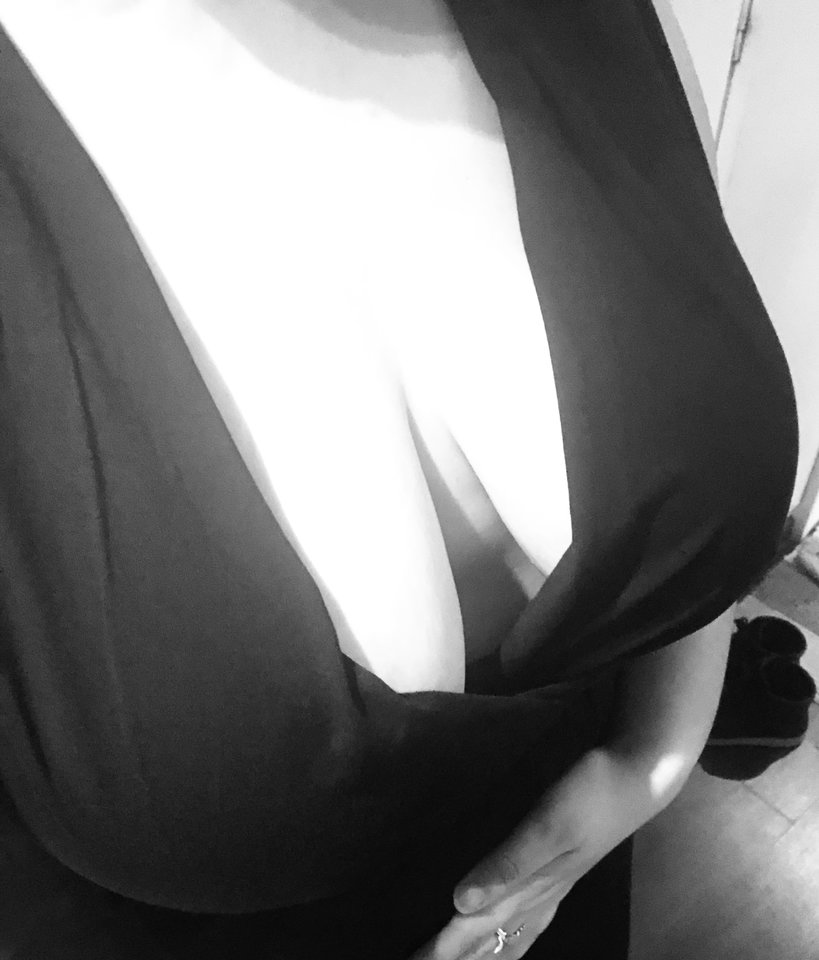 1F091466-01CB-4BD2-844C-9B96CB9D9DF8.jpeg - ChubbyLady