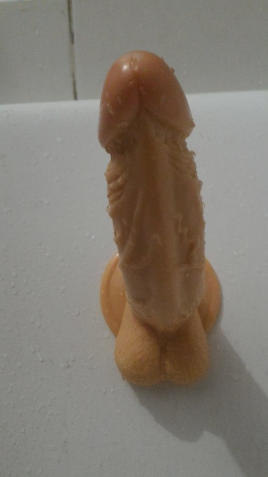 P_20190812_231921.jpg - dildofantasy