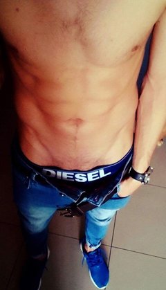 Nazywam się M. i mam nieodpartą chęć zbrojenia czegoś