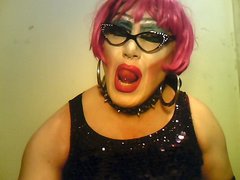 Lubię wyglądać jak ostra suka bo nią jestem!.