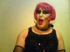 Otwarte usta suki-trans. dla kutasa sztywnego Pana💋