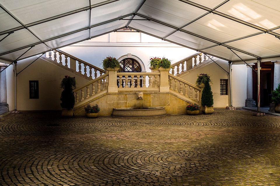 Pod namiotem - mystic