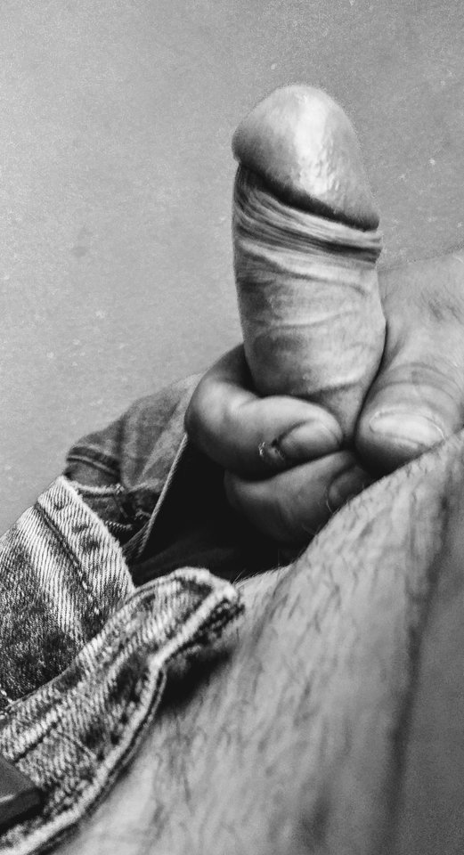 Po pracy biegiem do domu, prężny i zwinny penis czeka od progu - FoczkaiMors