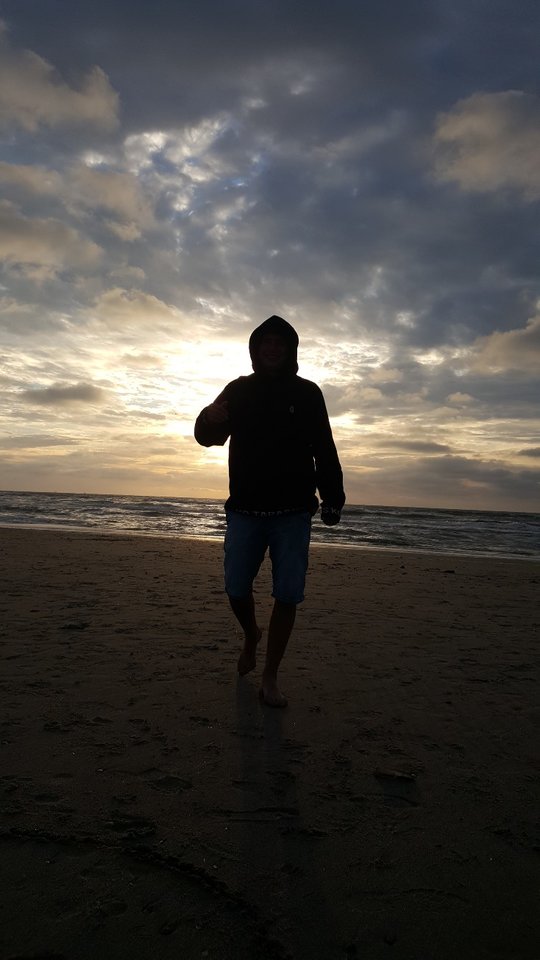 20180623_211950-734x1305.jpg - abismil