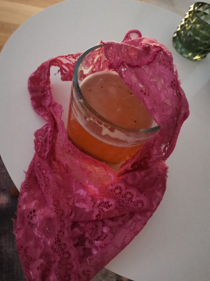 15691715565782760249158027536232.jpg - Voresfraekkeliv