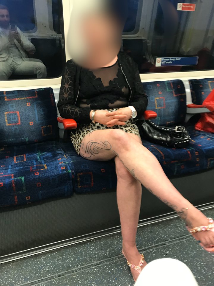 5346EFE9-D56F-4802-8C4D-A0E0E9DB69D8.jpeg - PARA_40_FEMDOM