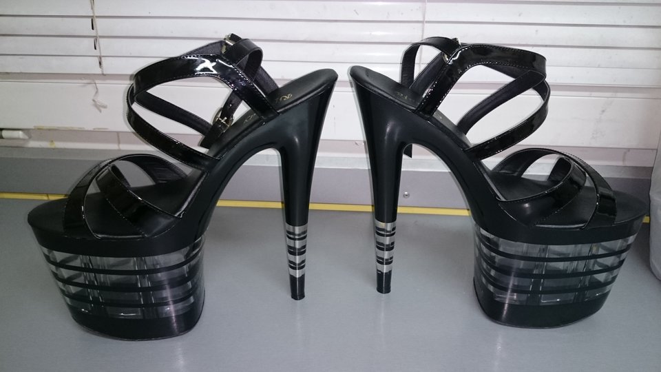 DSC_0161.JPG - heelskasia