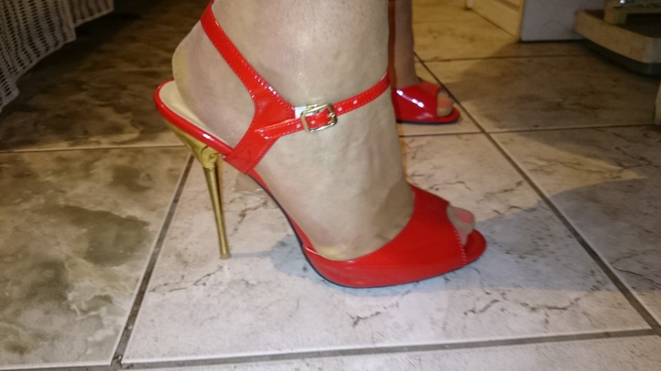 DSC_0049.JPG - heelskasia